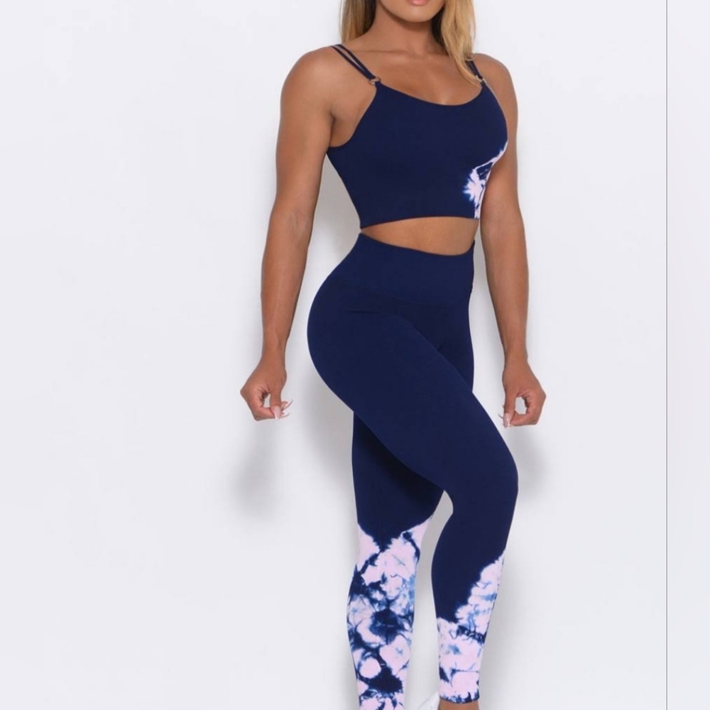 Bombshell Sportwear 2 Piece tie-dye leggings and sports bra purple & blue